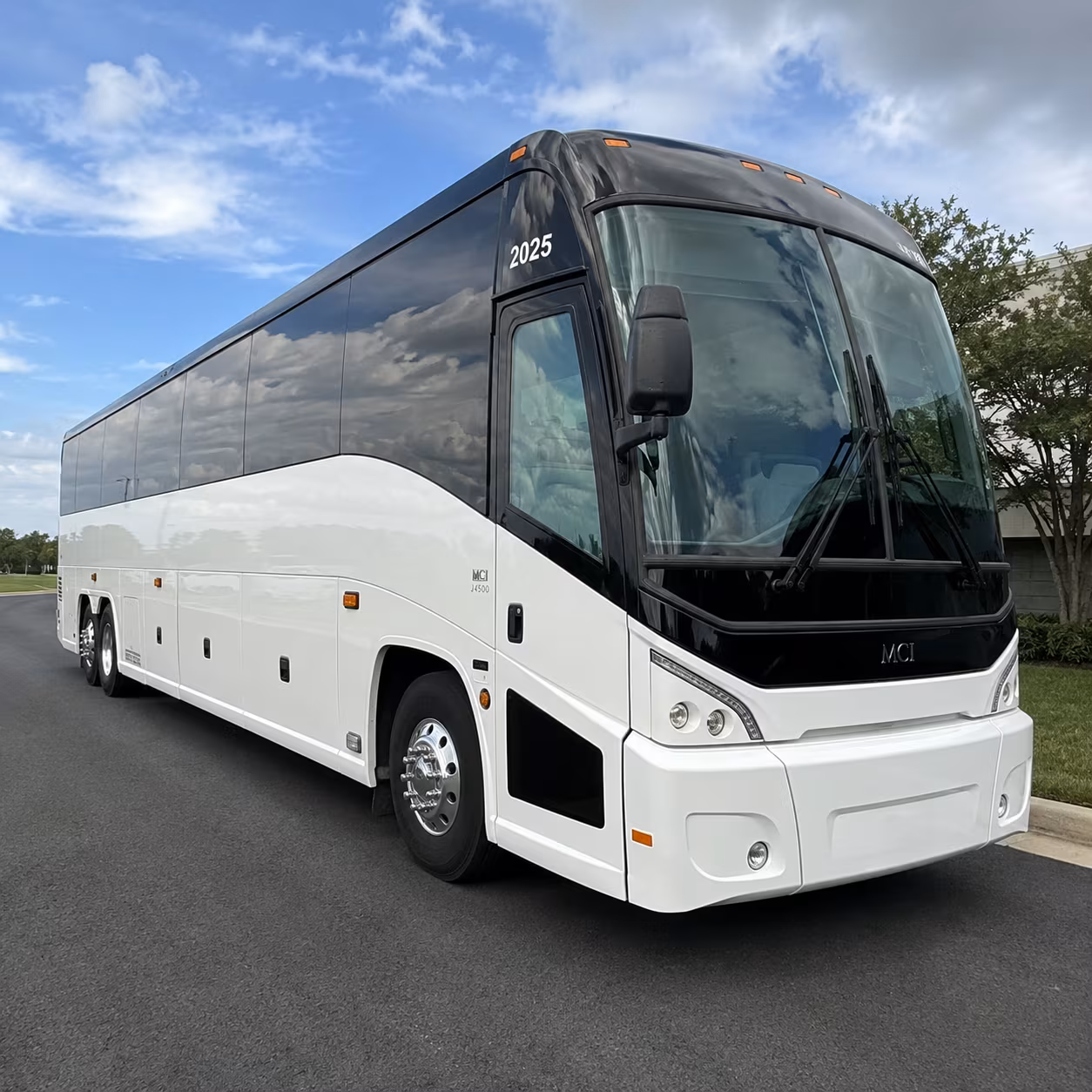 conference and convention shuttle buses for vancouver corporate events