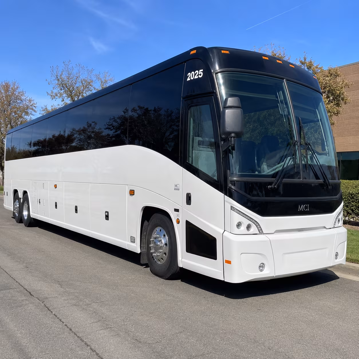 cross river employee shuttle service between vancouver and portland